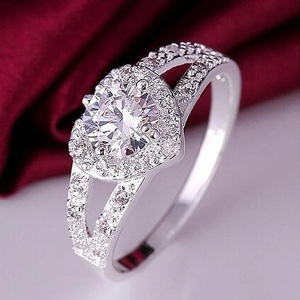 Women Chic Sterling Silver Crystal Heart Shaped Love Wedding Ring - Image 5